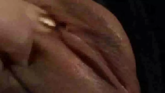 En iyi porno hiçbir kayıt Sınırlı Taylor kalp plastik esaret ve mubilpornu kız